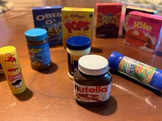 Accessori miniatura per casa bambole realistici