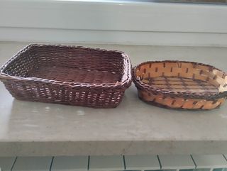 Due cestini in vimini