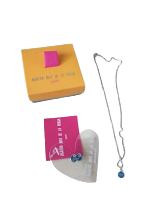 Pendientes y Collar
