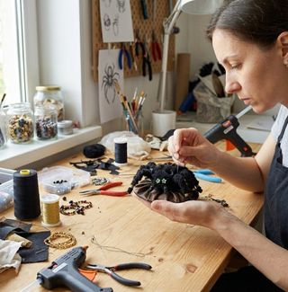 Tocado Tarántula Hecho a Mano Gótico