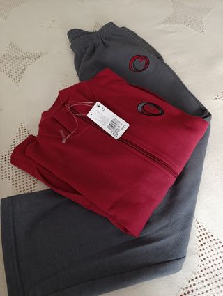 Chándal nuevo leer bien descripción