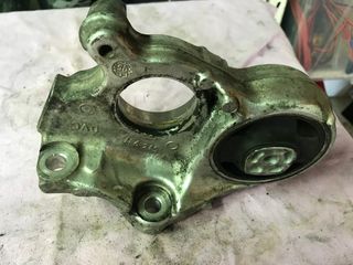 Apoio de motor traseiro com suporte - Peugeot 307