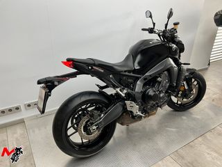 YAMAHA MT 09 | 2023 | 21 970 KM | 79€/MES
