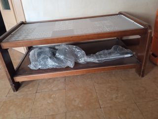 MESA DE CENTRO ANTIGUA