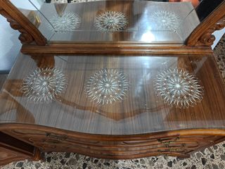 Conjunto muebles antiguos para cuarto grande