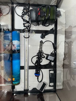 Acuario EHEIM 54 litros