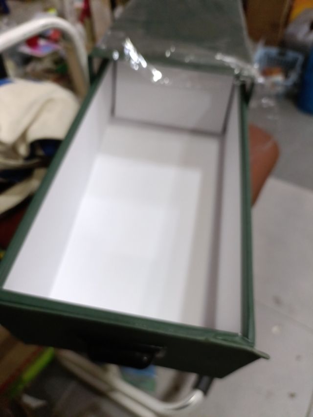 2 fascicoli in cartone rigido