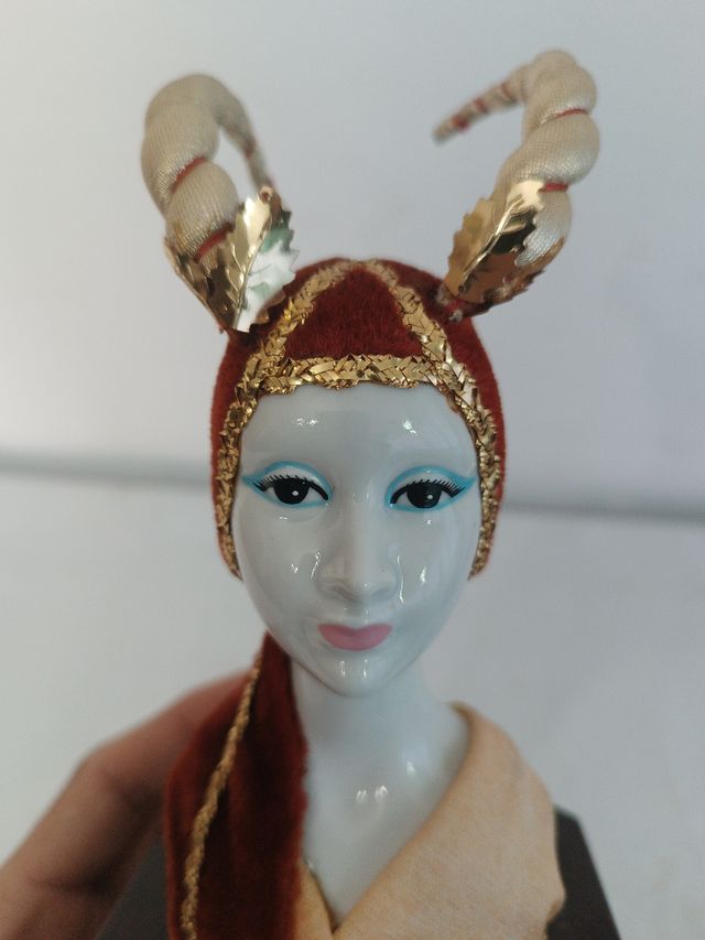 Busto de signo zodiacal capricornio