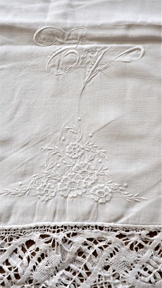 Sábanas de hilo bordadas 11