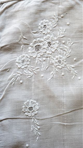Sábanas de hilo bordadas 11