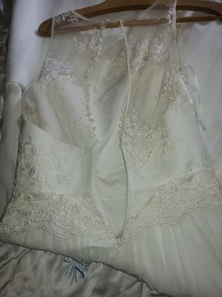 Traje de novia blanco