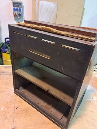 Mueble radio antigua