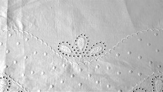 Sábanas de hilo bordadas 07