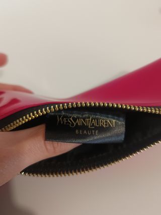 Estuche maquillaje YSL Beauté - edición limitada