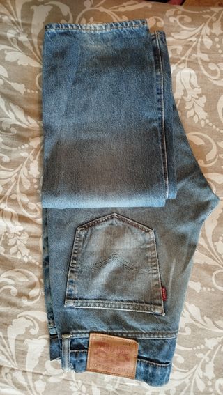 Levis strauss 42