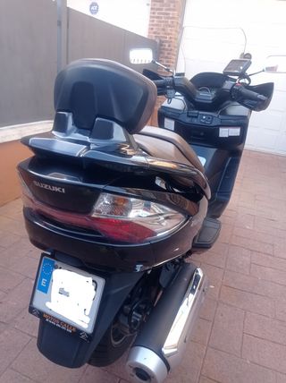 Suzuki Burgman AN400 K7