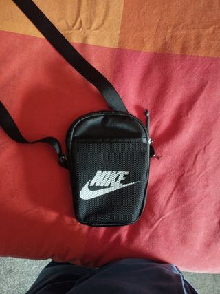 Riñonera Nike 