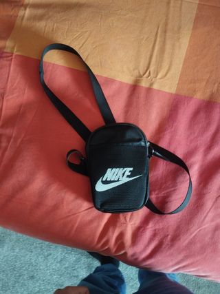 Riñonera Nike 