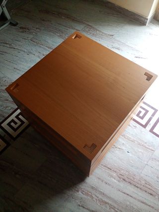 TAVOLINO DA SALOTTO IN LEGNO DI CASTAGNO