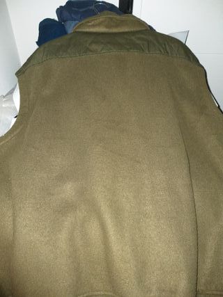 giubbotto senza maniche uomo cachi