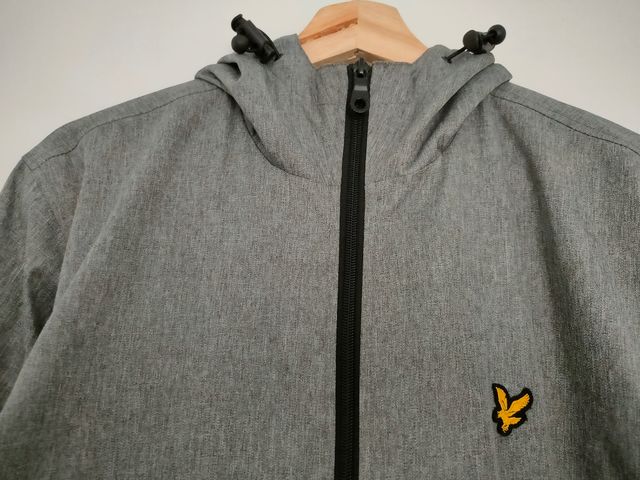 Chubasquero Lyle and Scott M 