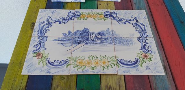 Painel de azulejos pintados á mão
