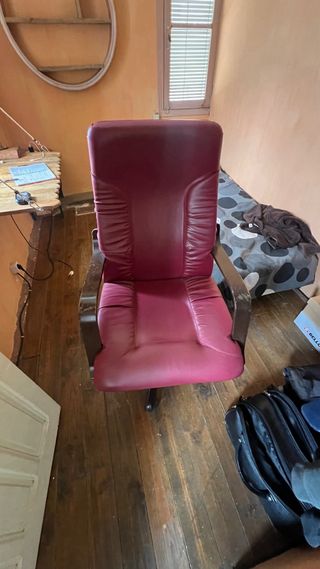 SILLA OFICINA ROJA CUERO REAL
