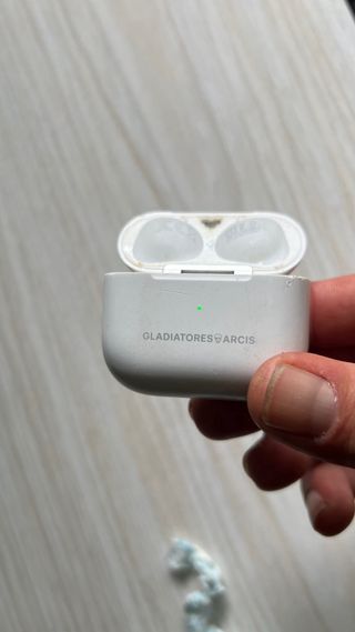 AIRPODS 2nd generation