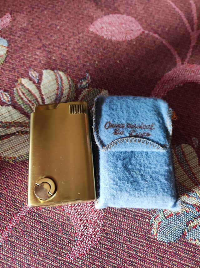 Mechero Crown Musical