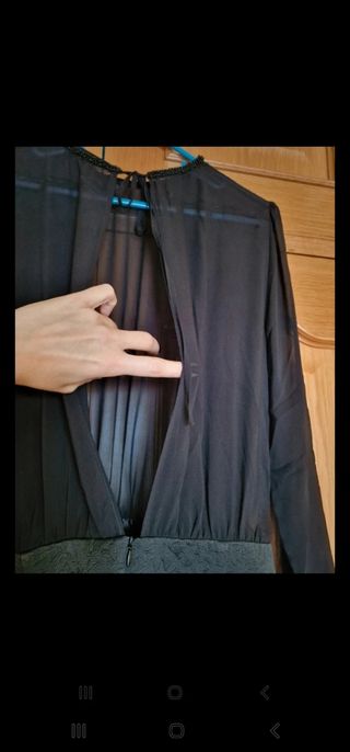 Vestido corto negro Zara