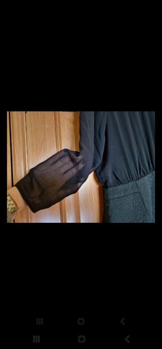 Vestido corto negro Zara