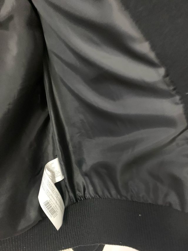 Canadiana curta . Marca Sfera