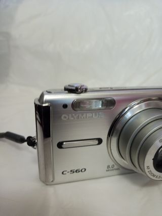 Macchina fotografica Olympus C-560