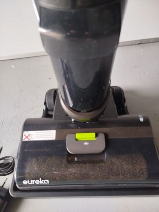 Aspiradora escoba Eureka