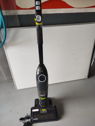 Aspiradora escoba Eureka