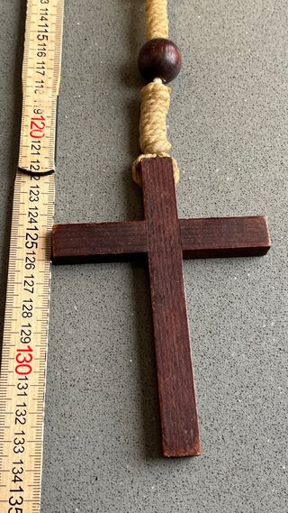 Antiguo rosario grande de madera