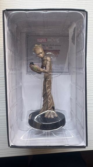 FIGURA GROOT MARVEL