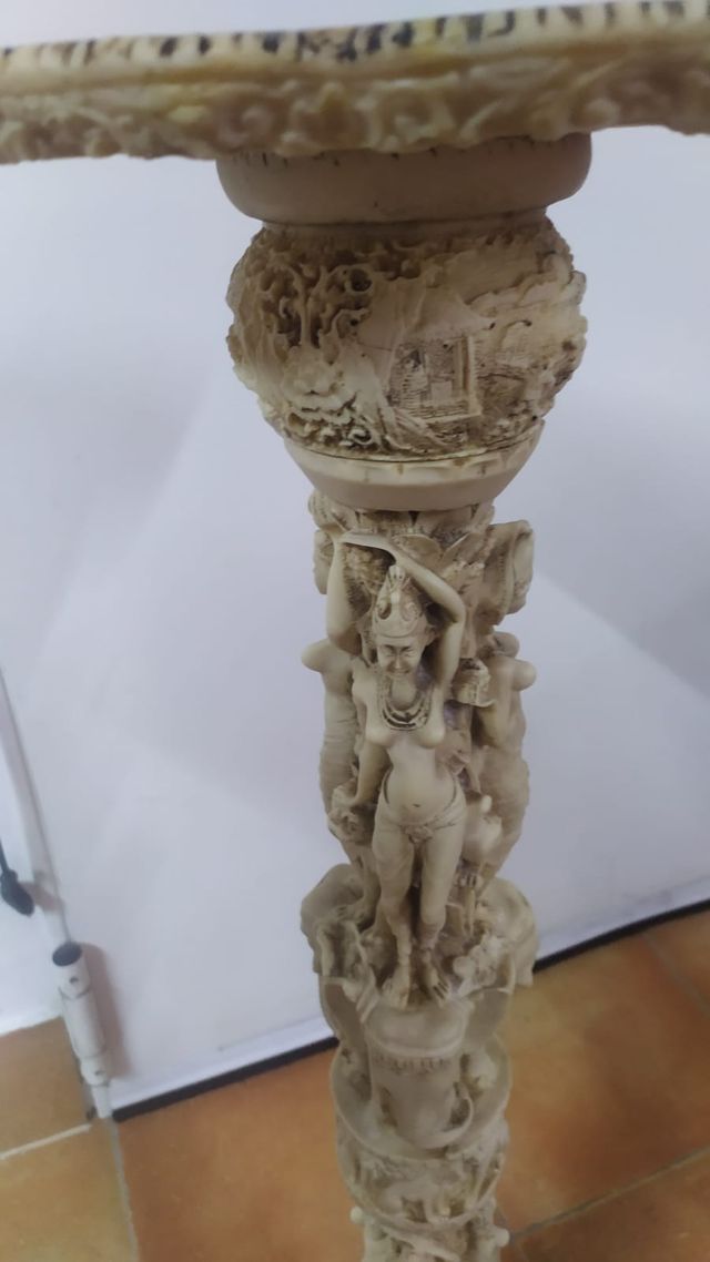 colonna portavaso stile orientale
