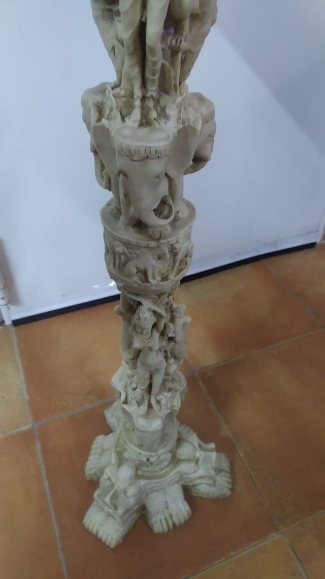 colonna portavaso stile orientale