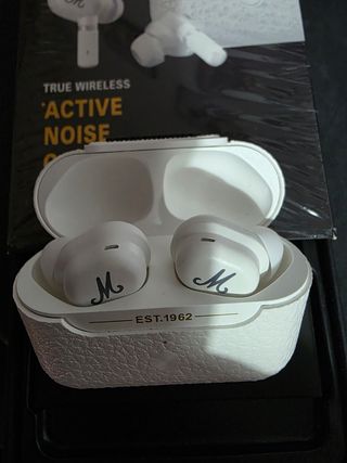 Auriculares Bluetooth blancos