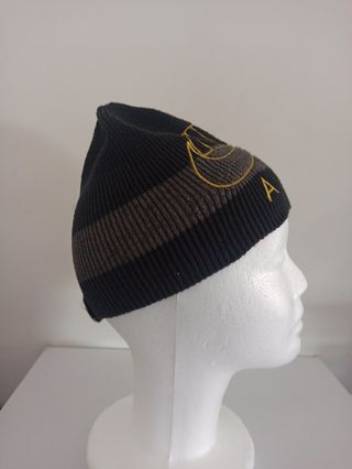 Nike Air Max Retro Y2K swoosh beanie