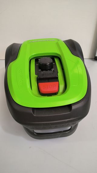 Robot cortacésped greenworks W10Y6952