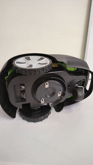 Robot cortacésped greenworks W10Y6952