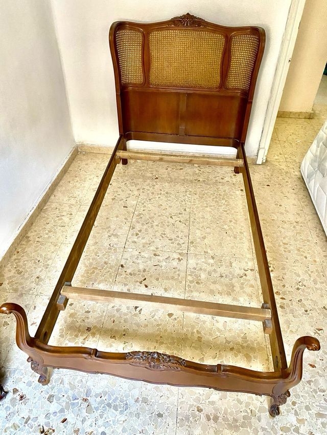 cama individual cabezal vintage