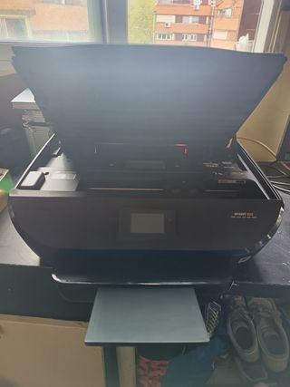 HP ENVY 5545 Impresora fotocopiadora.

