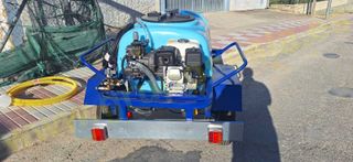 CUBA ARRASTRADA DE 400 LITROS PARA FUMIGACION Y HE