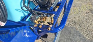 CUBA ARRASTRADA DE 400 LITROS PARA FUMIGACION Y HE