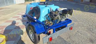 CUBA ARRASTRADA DE 400 LITROS PARA FUMIGACION Y HE