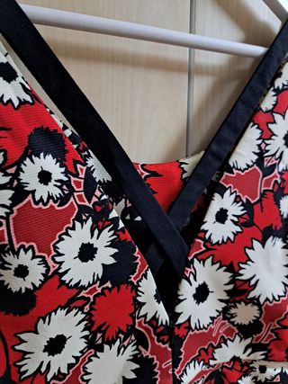 Vestido corto flores