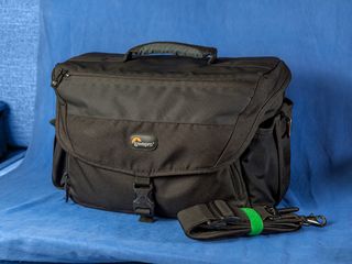 🔥 Bolso Lowepro Nova 200 AW foto y video